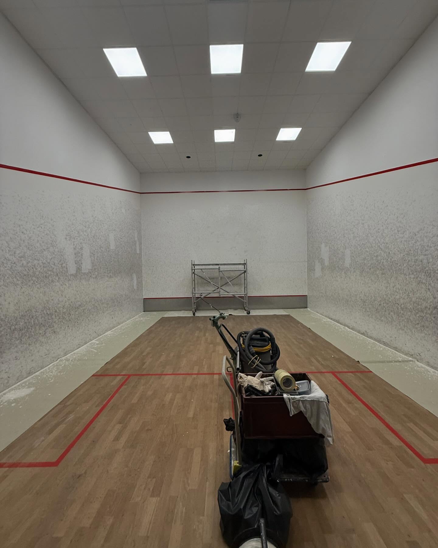 Renovatie Studio-Sport Squashzaal